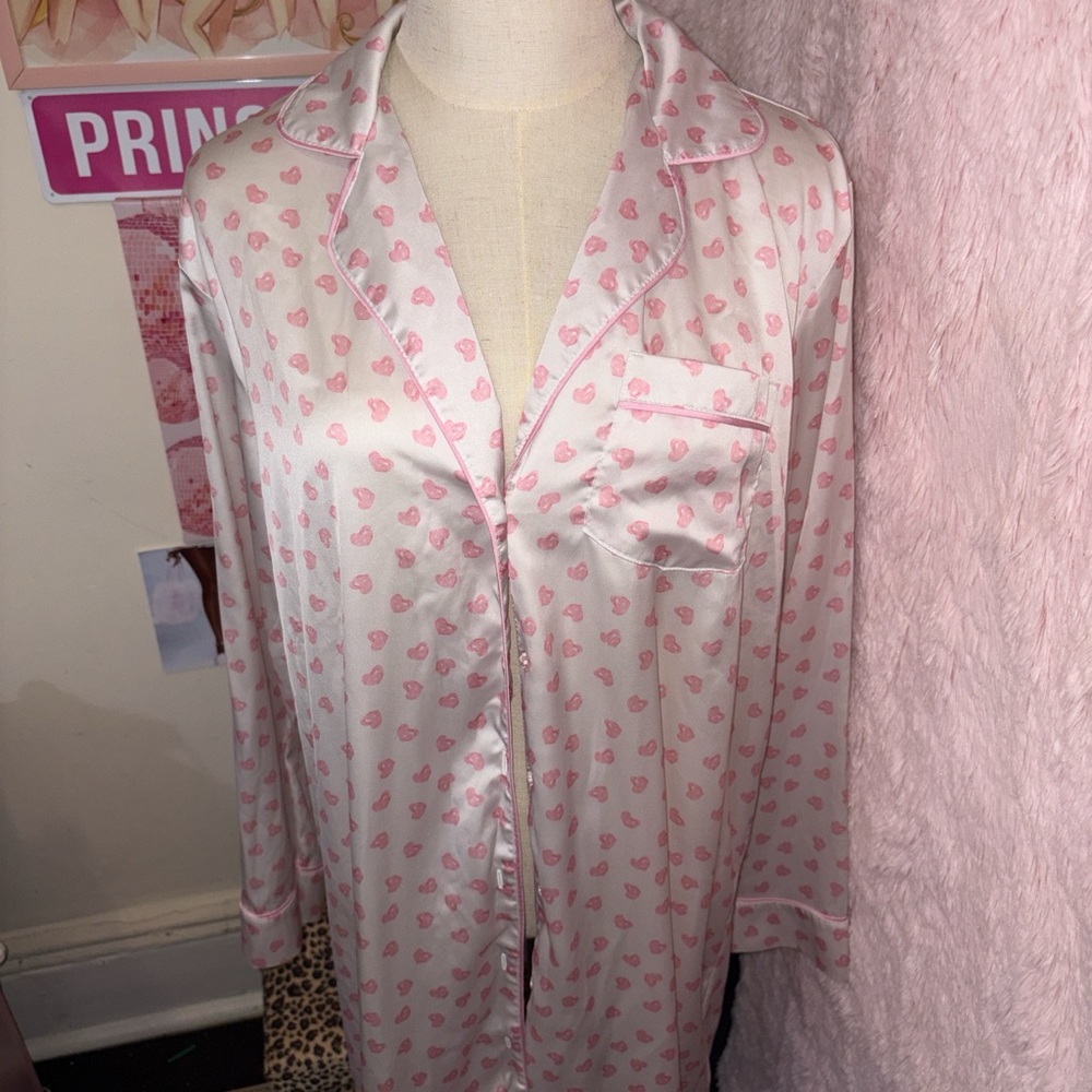 Satin Heart-Print Long Sleeve Pajama Top - Pink